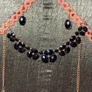 Neck land Earring Set, Black and Gold